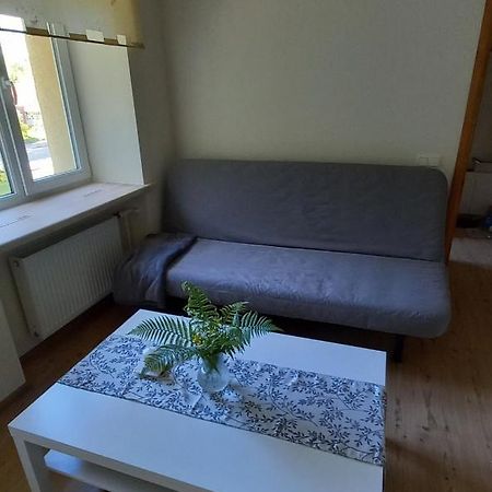 Ozolu Gatve 2- No Cesim 7 Km Apartamento Jānamuiža Exterior foto