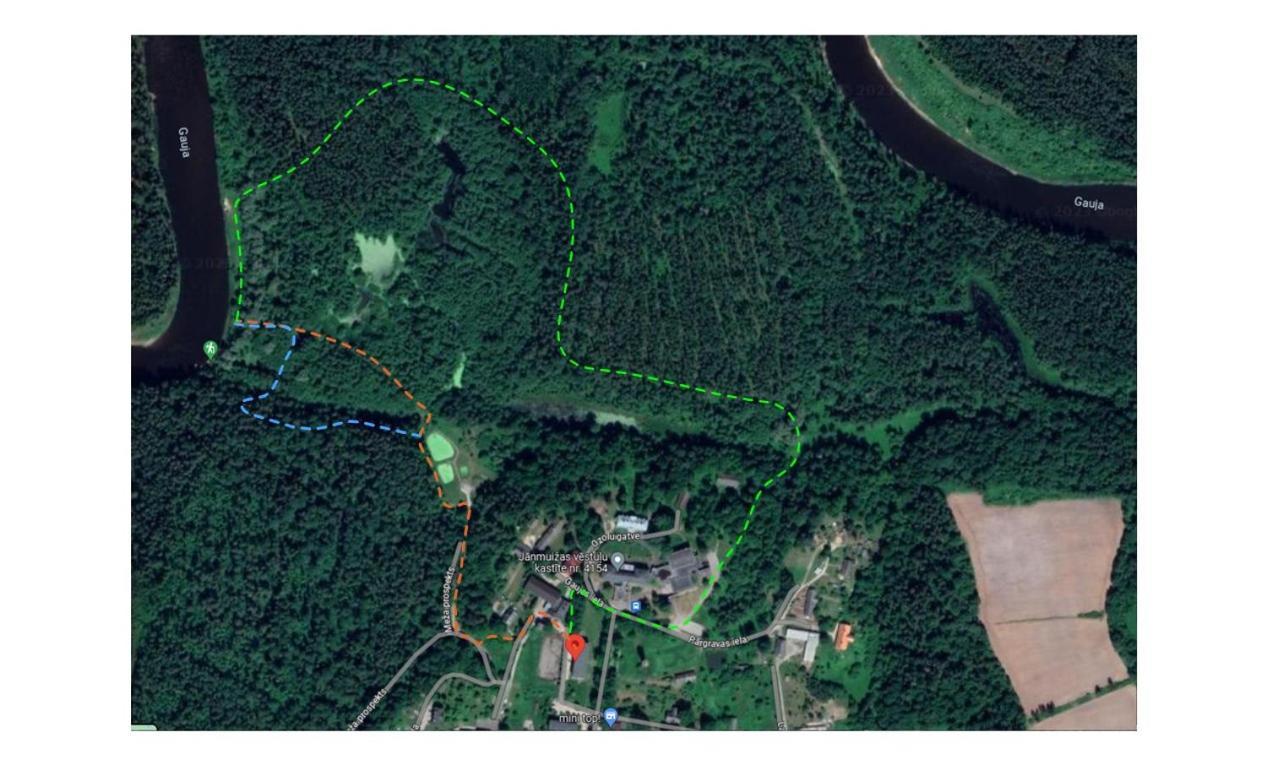 Ozolu Gatve 2- No Cesim 7 Km Apartamento Jānamuiža Exterior foto